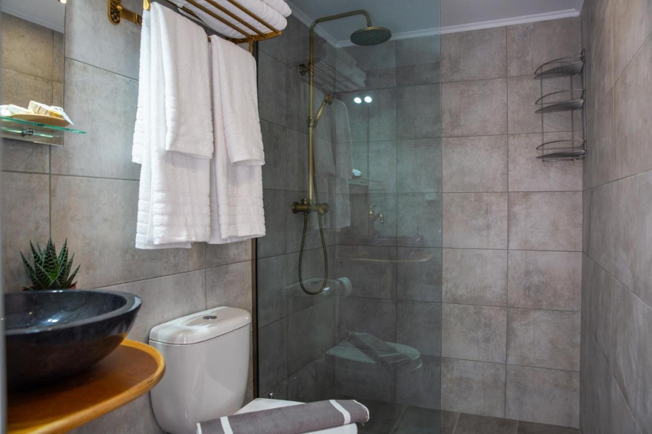 Holiday home Stone Arch Malona Village