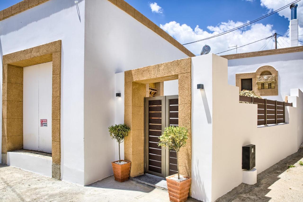 Stone Arch Holiday home Malona Village